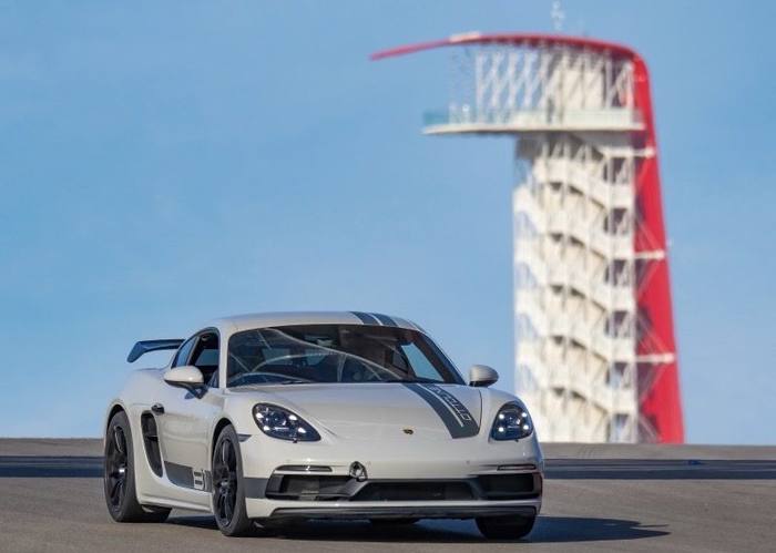 Porsche 718 GT4RS COTA tower